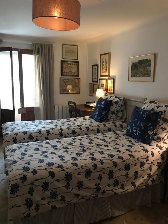 Fontevraud Maison De Ville Bnb Dış mekan fotoğraf