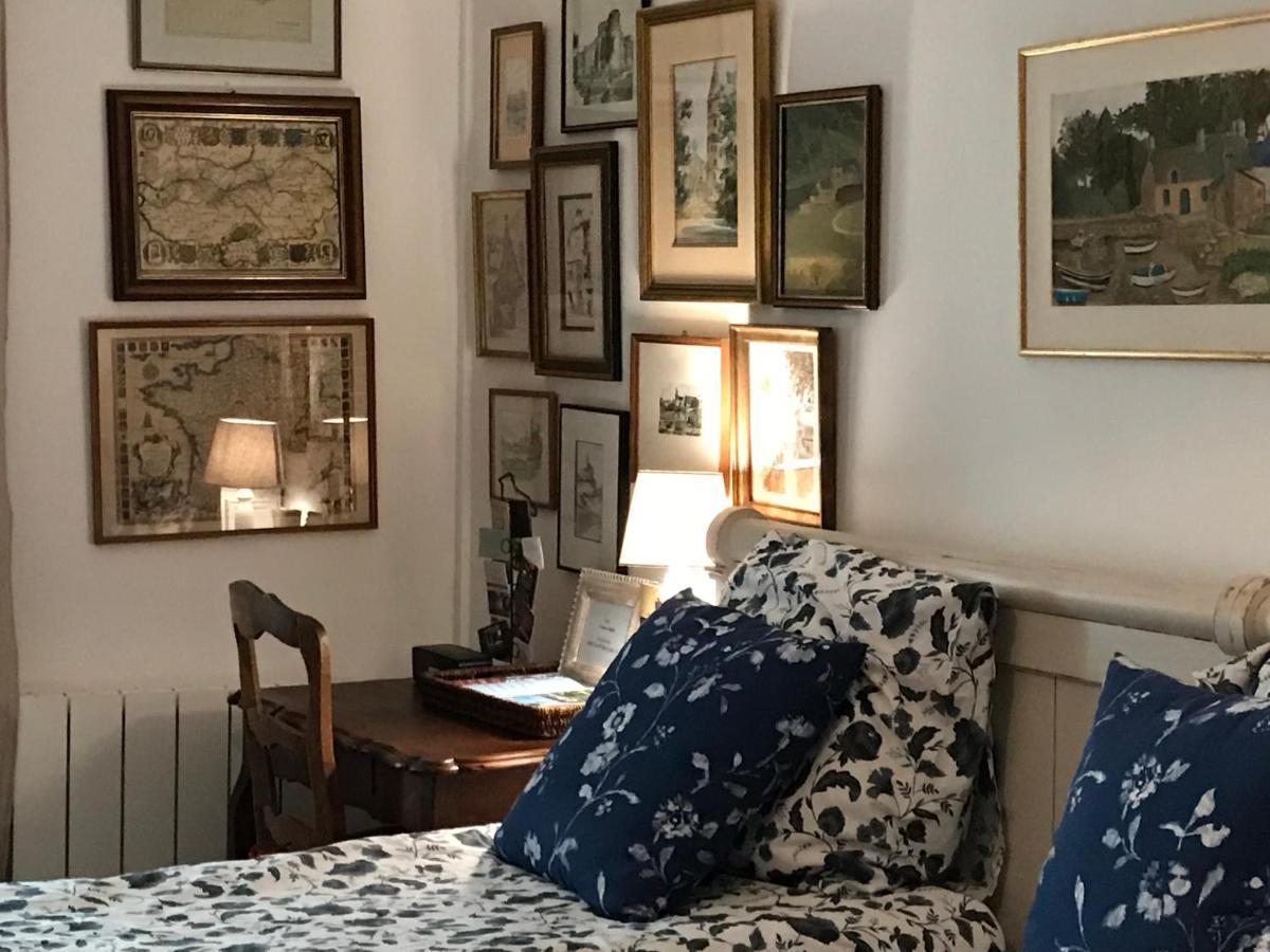 Fontevraud Maison De Ville Bnb Dış mekan fotoğraf